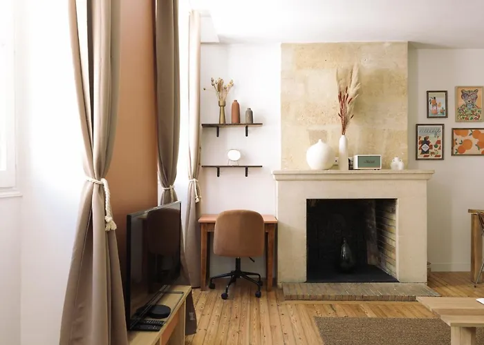 By Homy Apartment Bordeaux