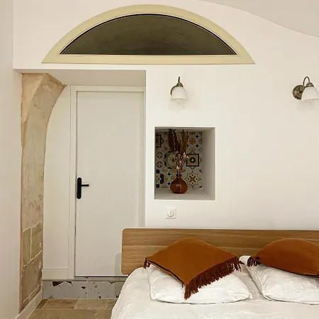 By Homy Apartament Bordeaux