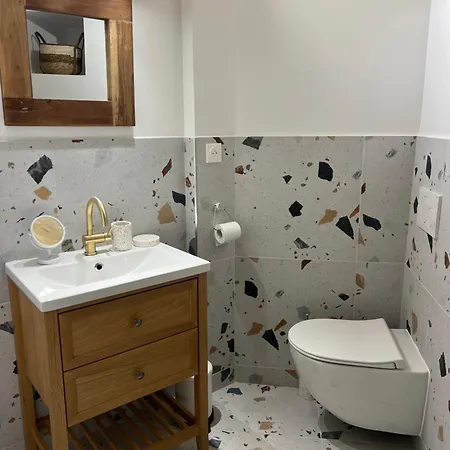 By Homy Apartament *